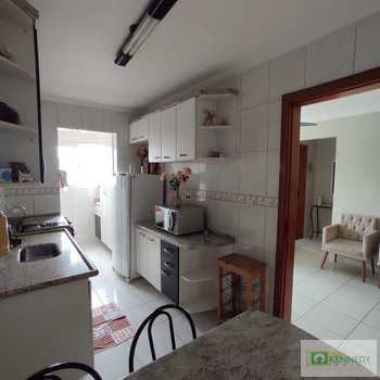 Apartamento em Praia Grande, bairro Caiçara