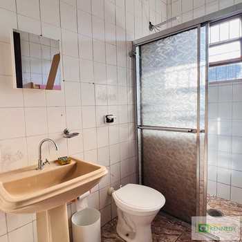Casa em Praia Grande, bairro Princesa