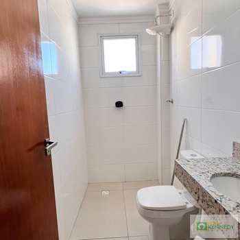 Apartamento em Praia Grande, bairro Ocian