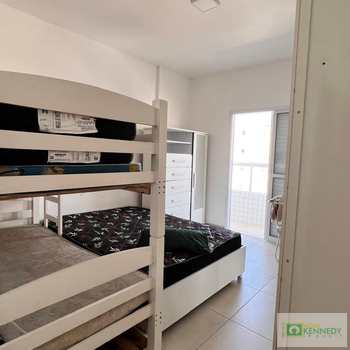Apartamento em Praia Grande, bairro Ocian