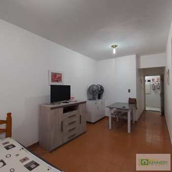 Kitnet em Praia Grande, bairro Ocian