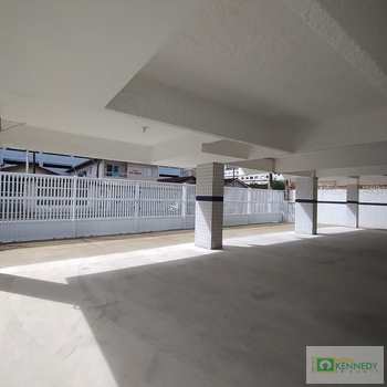 Kitnet em Praia Grande, bairro Ocian