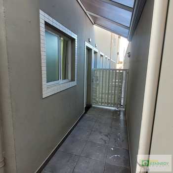 Casa de Condomínio em Praia Grande, bairro Caiçara