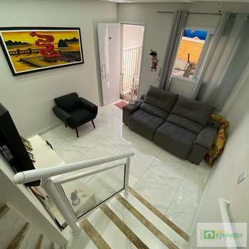Casa de Condomínio em Praia Grande, bairro Caiçara
