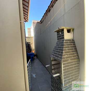 Casa de Condomínio em Praia Grande, bairro Caiçara