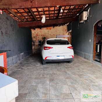 Sobrado em Praia Grande, bairro Balneário Maracanã
