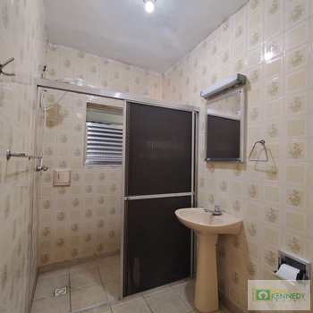 Casa em Praia Grande, bairro Mirim
