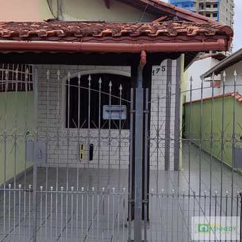 Casa em Praia Grande, bairro Caiçara