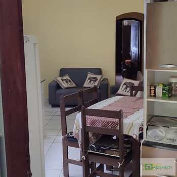 Casa em Praia Grande, bairro Caiçara