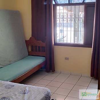 Casa em Praia Grande, bairro Caiçara