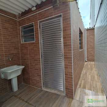 Kitnet em Praia Grande, bairro Ocian