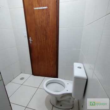 Casa em Praia Grande, bairro Esmeralda