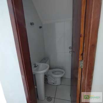 Casa em Praia Grande, bairro Esmeralda