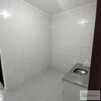 Casa em Praia Grande, bairro Esmeralda