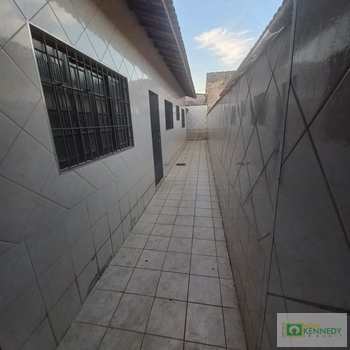 Casa em Praia Grande, bairro Ocian