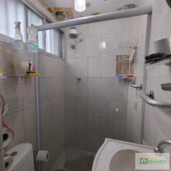 Kitnet em Praia Grande, bairro Ocian