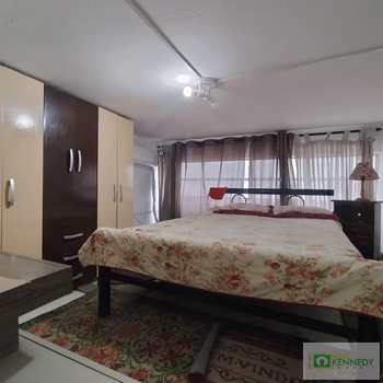Kitnet em Praia Grande, bairro Ocian