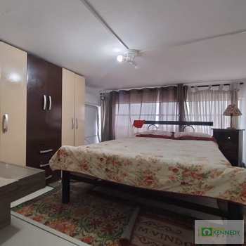 Kitnet em Praia Grande, bairro Ocian
