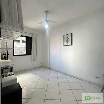 Apartamento em Praia Grande, bairro Canto do Forte