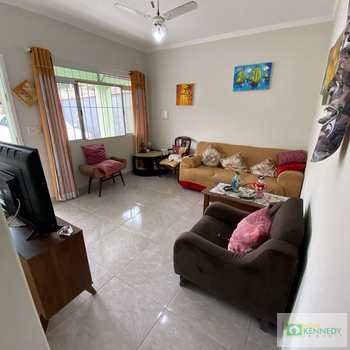 Casa em Praia Grande, bairro Baneário Maracanã