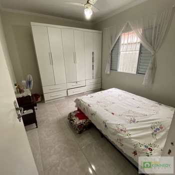 Casa em Praia Grande, bairro Baneário Maracanã