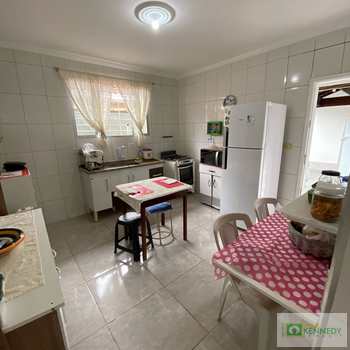 Casa em Praia Grande, bairro Baneário Maracanã