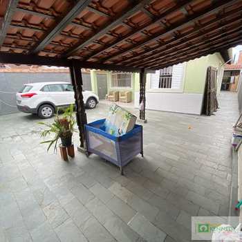 Casa em Praia Grande, bairro Baneário Maracanã