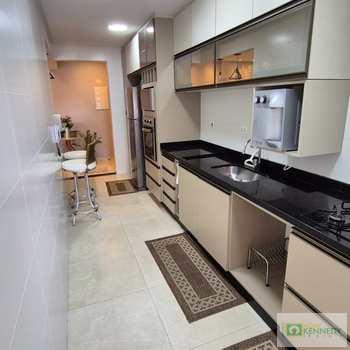 Apartamento em Praia Grande, bairro Aviação
