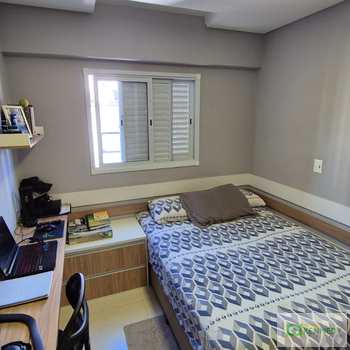 Apartamento em Praia Grande, bairro Aviação