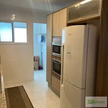 Apartamento em Praia Grande, bairro Guilhermina