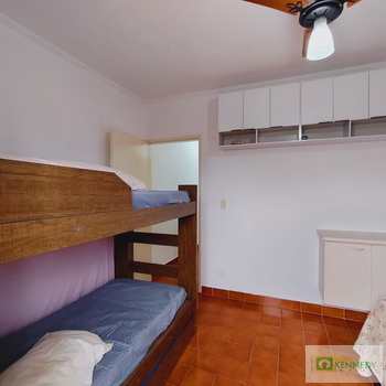 Apartamento em Praia Grande, bairro Caiçara
