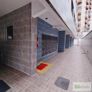 Apartamento em Praia Grande, bairro Caiçara