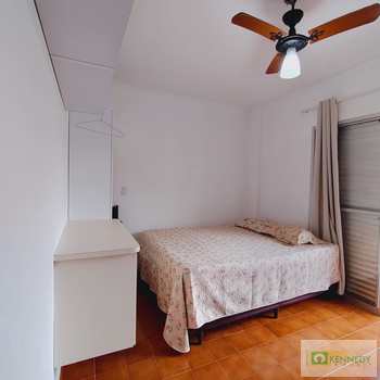 Apartamento em Praia Grande, bairro Caiçara