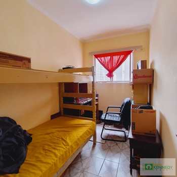 Apartamento em Praia Grande, bairro Mirim