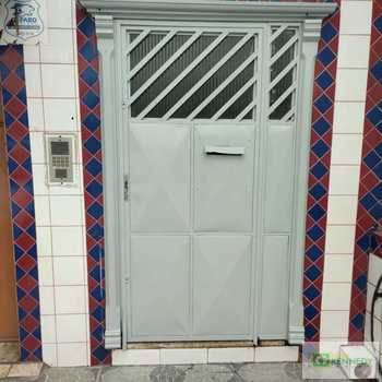 Kitnet em Praia Grande, bairro Tupi