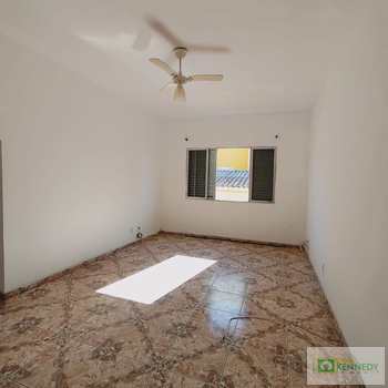 Kitnet em Praia Grande, bairro Ocian