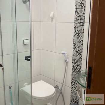 Apartamento em Praia Grande, bairro Boqueirão