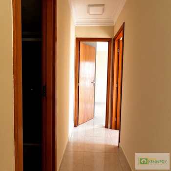 Apartamento em Praia Grande, bairro Caiçara