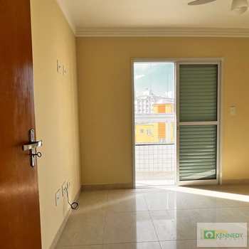 Apartamento em Praia Grande, bairro Caiçara