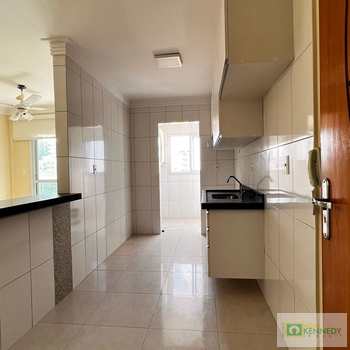 Apartamento em Praia Grande, bairro Caiçara