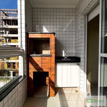 Apartamento em Praia Grande, bairro Caiçara