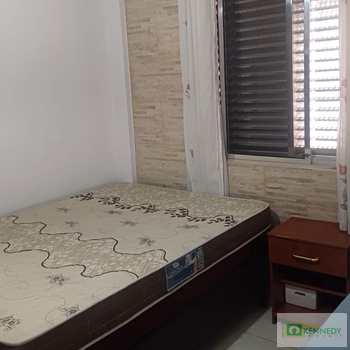 Apartamento em Praia Grande, bairro Real