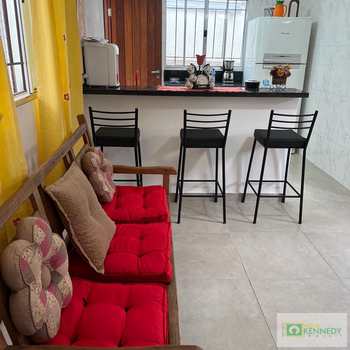 Casa em Praia Grande, bairro Real