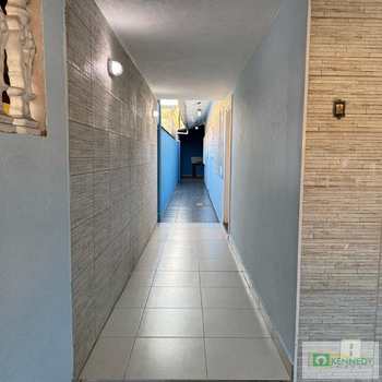 Casa em Praia Grande, bairro Ocian