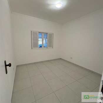 Casa em Praia Grande, bairro Ocian