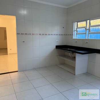 Casa em Praia Grande, bairro Ocian