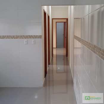 Casa em Praia Grande, bairro Guilhermina