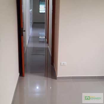 Casa em Praia Grande, bairro Guilhermina