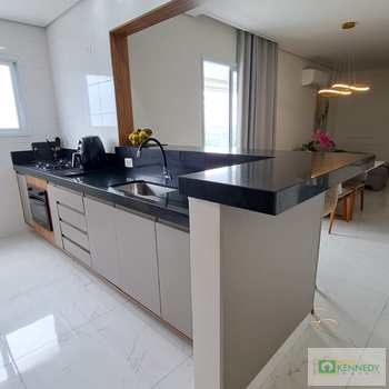 Apartamento em Praia Grande, bairro Caiçara