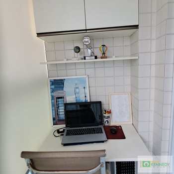 Apartamento em Praia Grande, bairro Caiçara